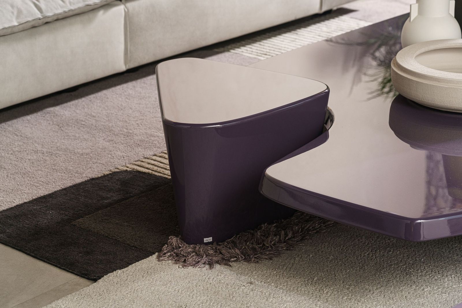 Baxter Журнальный столик Aegates Grape от Baxter — в интерьере