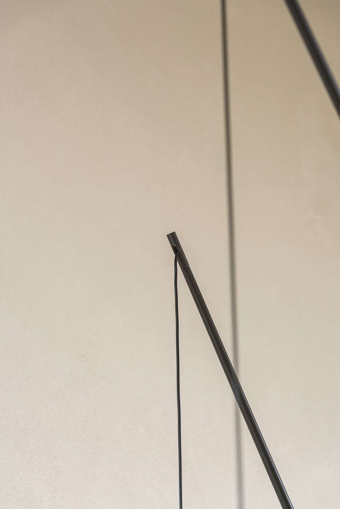 Vibia Торшер North 5605 от Vibia — в интерьере