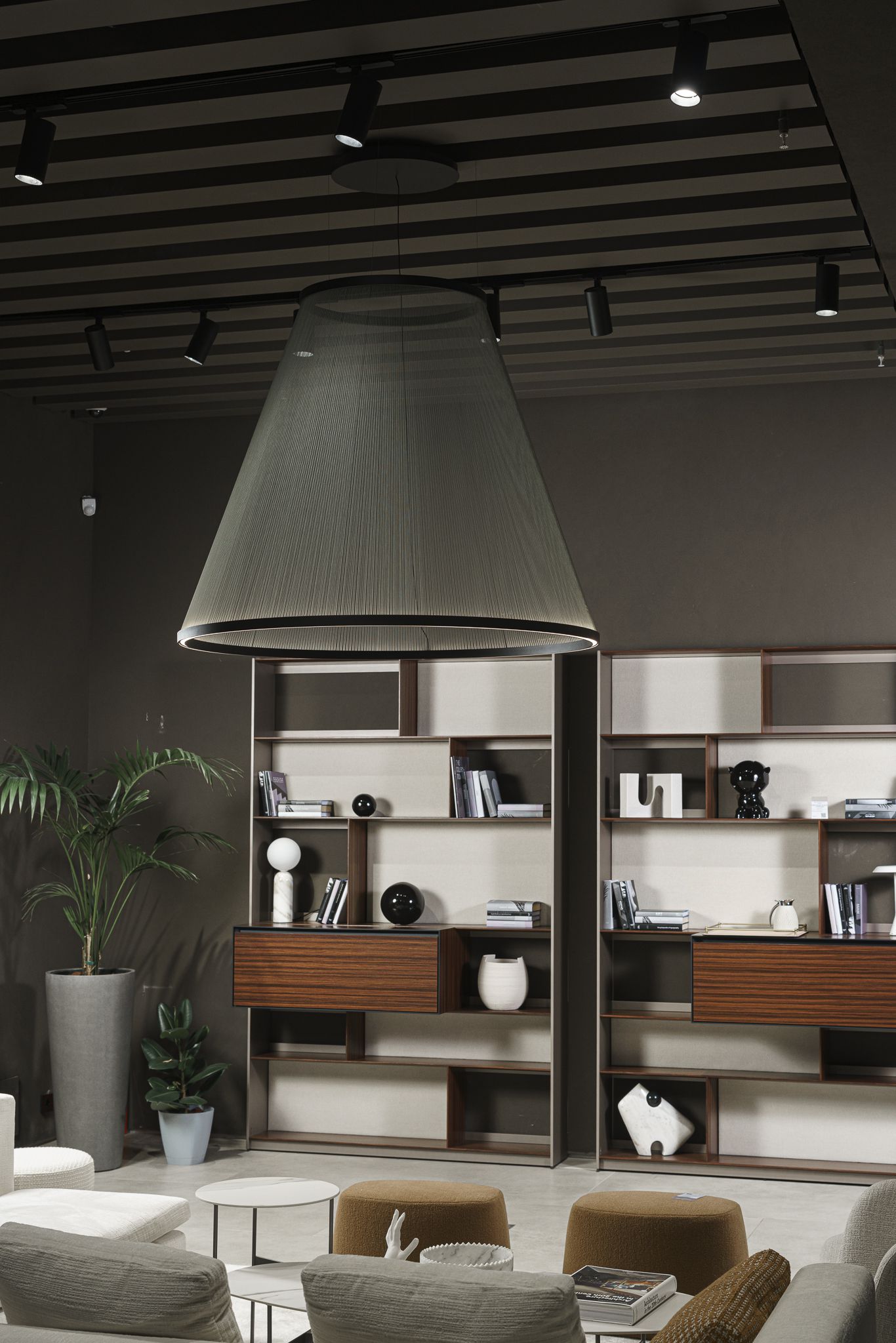 Vibia Подвесной светильник Array 1875 от Vibia — в интерьере