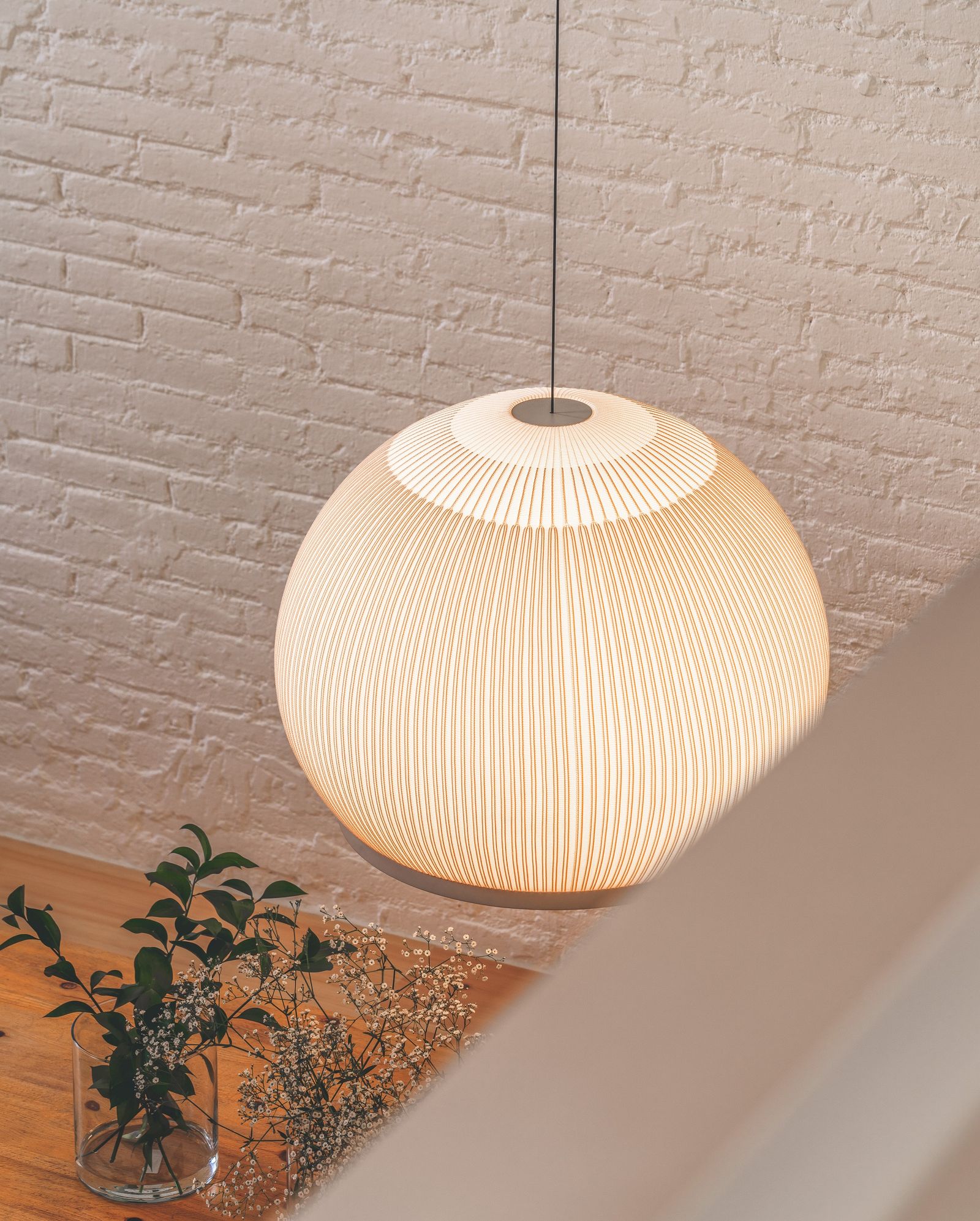 Vibia Подвесной светильник Knit 7475 от Vibia — в интерьере