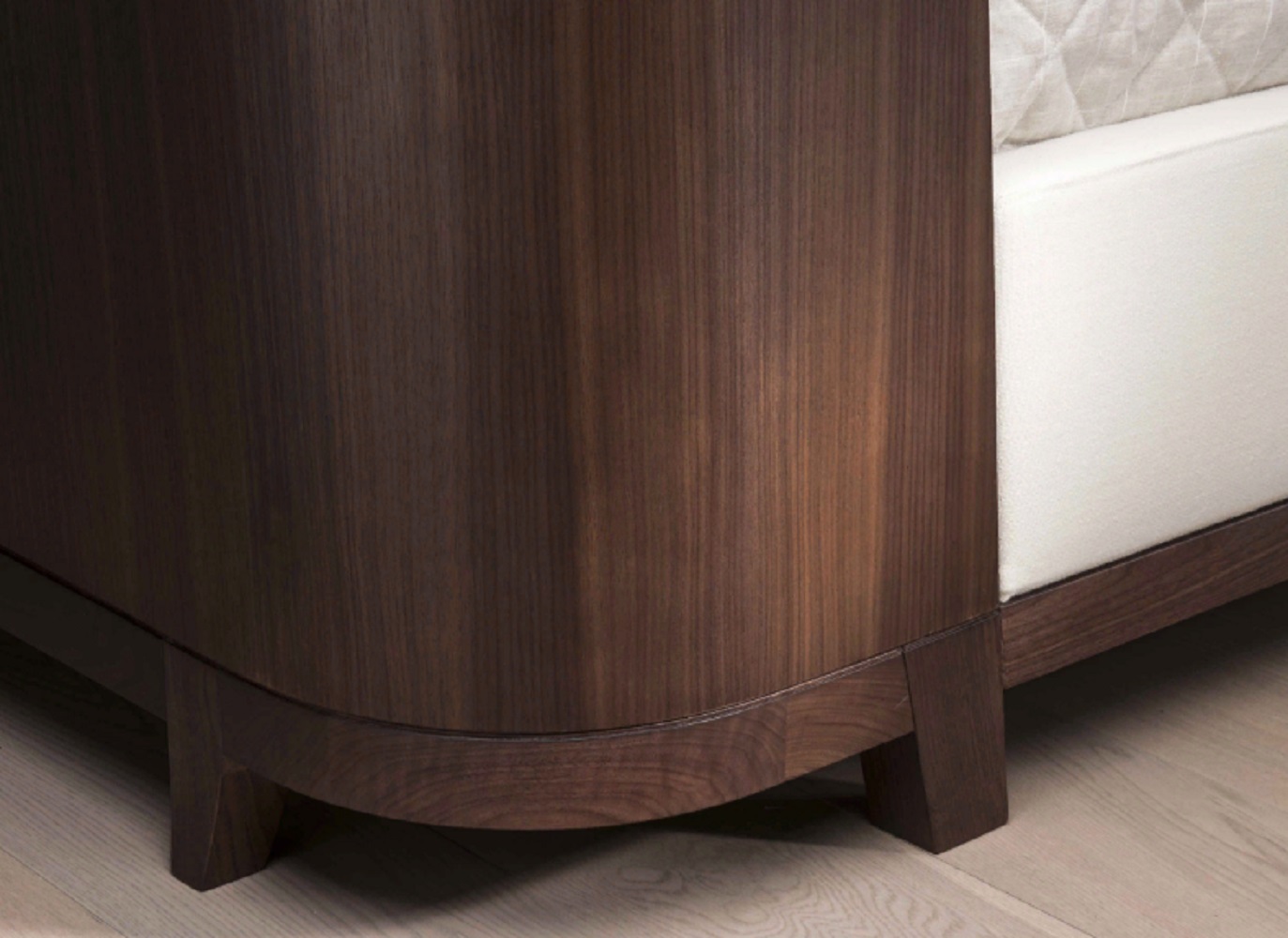 Bellavista Collection Кровать Nisha Wood от Bellavista Collection — в интерьере