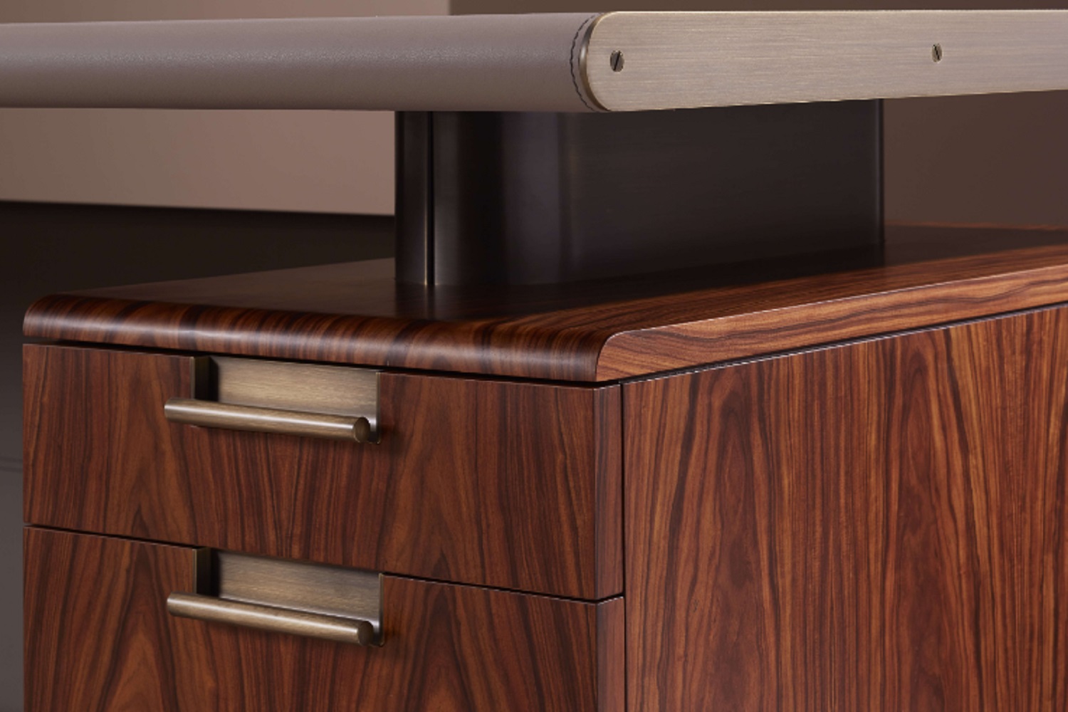 Bellavista Collection Письменный стол President от Bellavista Collection — в интерьере