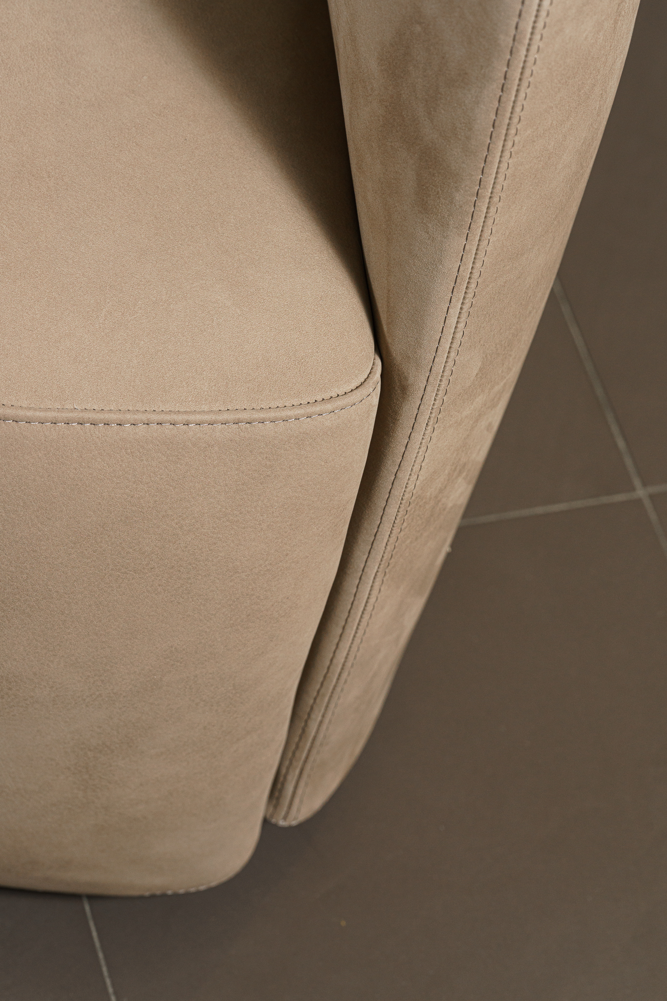 Poliform Кресло Santa Monica 207 Camoscio Leather от Poliform — в интерьере