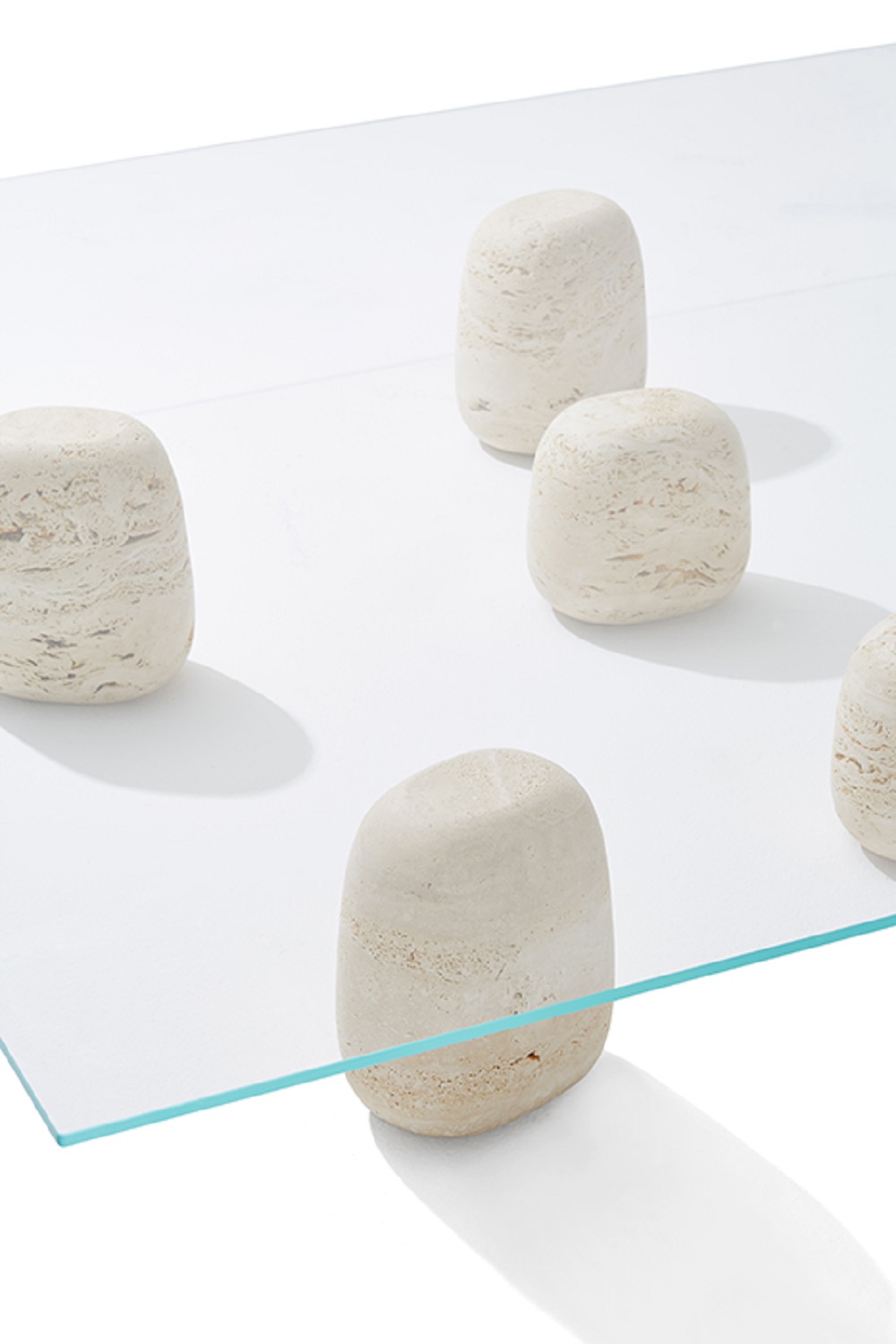 De Padova Журнальный столик Ishi Stone от De Padova — в интерьере