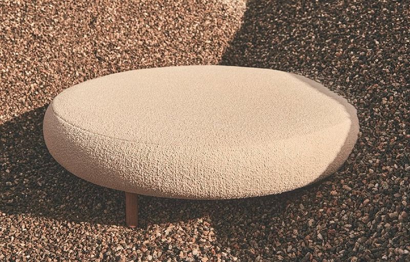 De Padova Уличный пуф - банкетка Honore Outdoor от De Padova — в интерьере