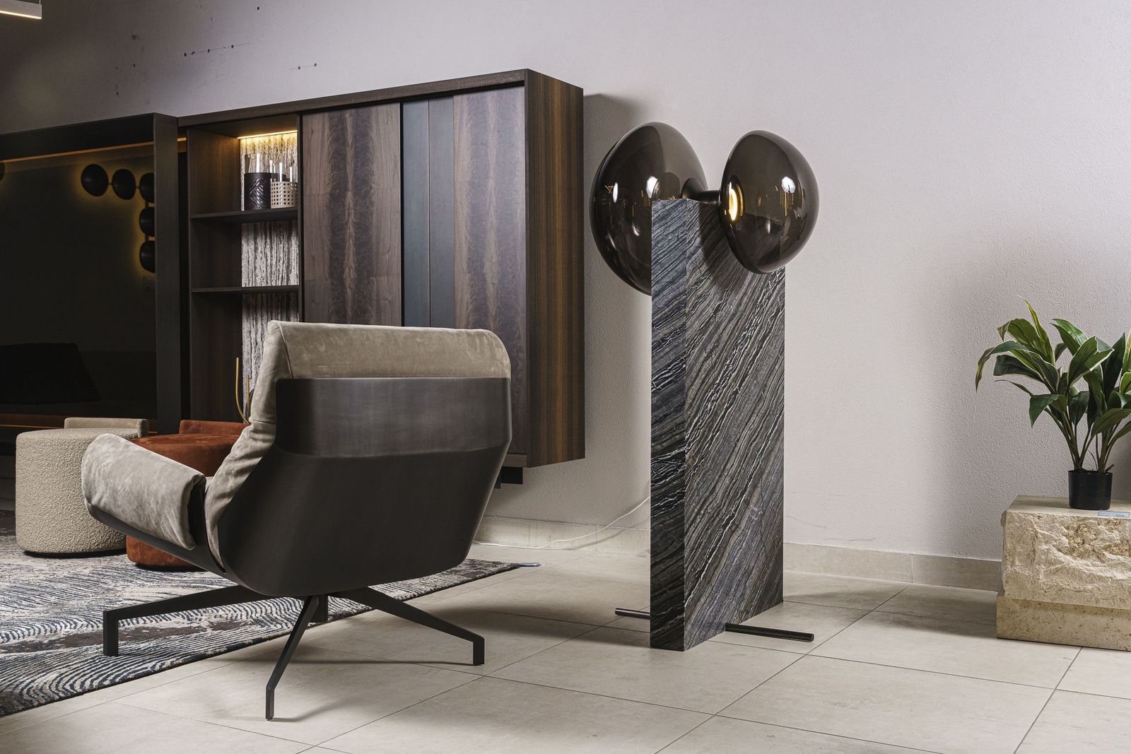 Henge Торшер Floyd Silver brown wave от Henge — в интерьере