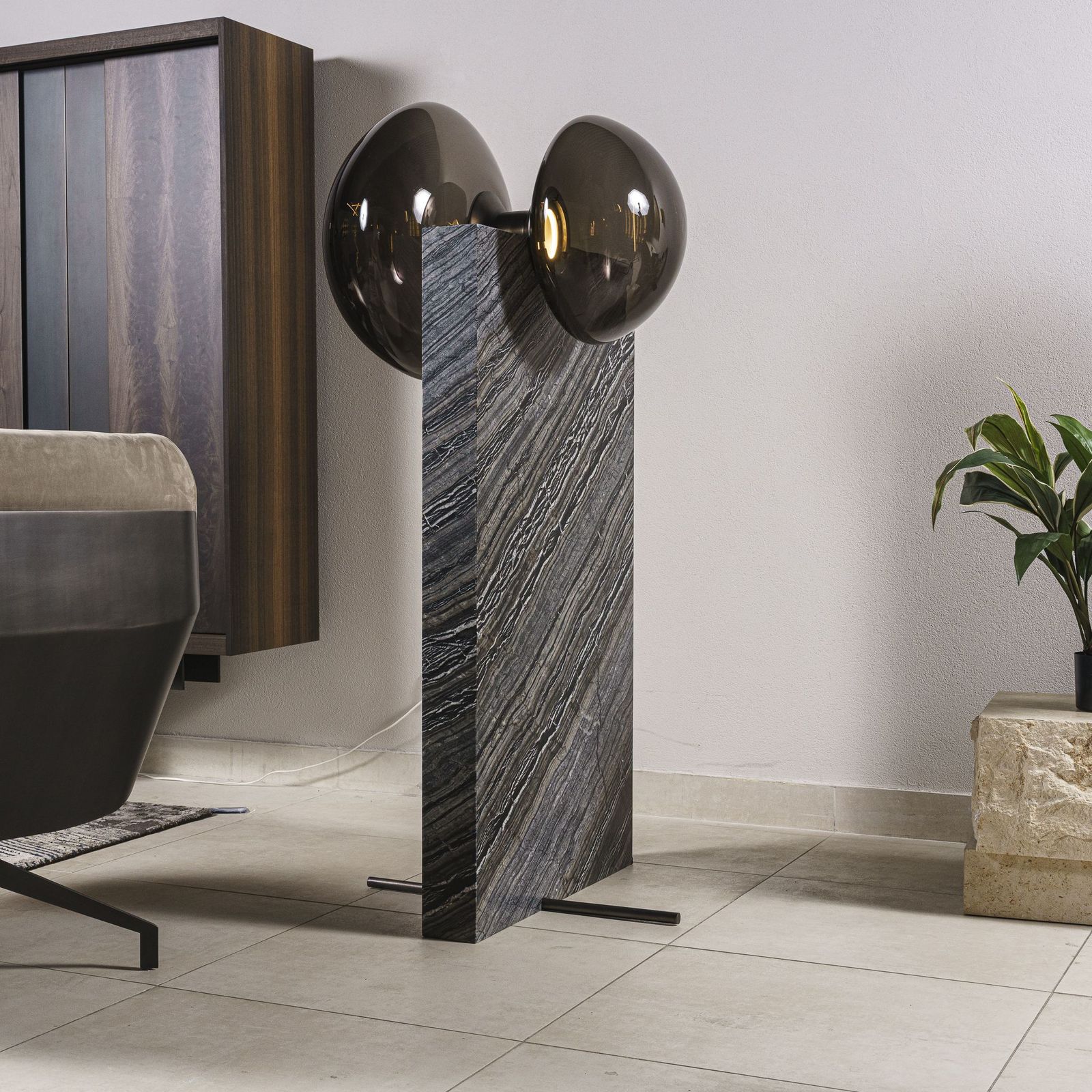 Henge Торшер Floyd Silver brown wave от Henge — в интерьере