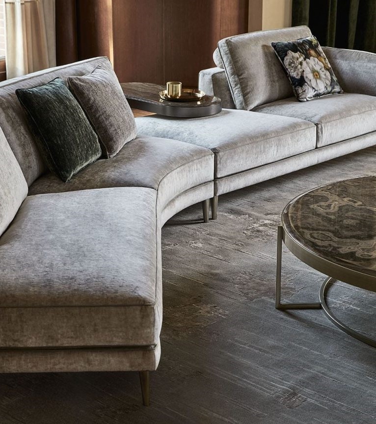 Opera Contemporary Диван Ferdinand curved sectional от Opera Contemporary — в интерьере