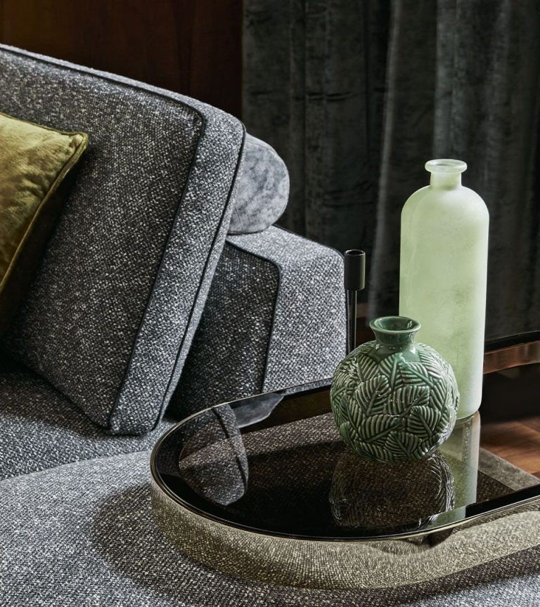 Opera Contemporary Диван Ferdinand linear sectional от Opera Contemporary — в интерьере
