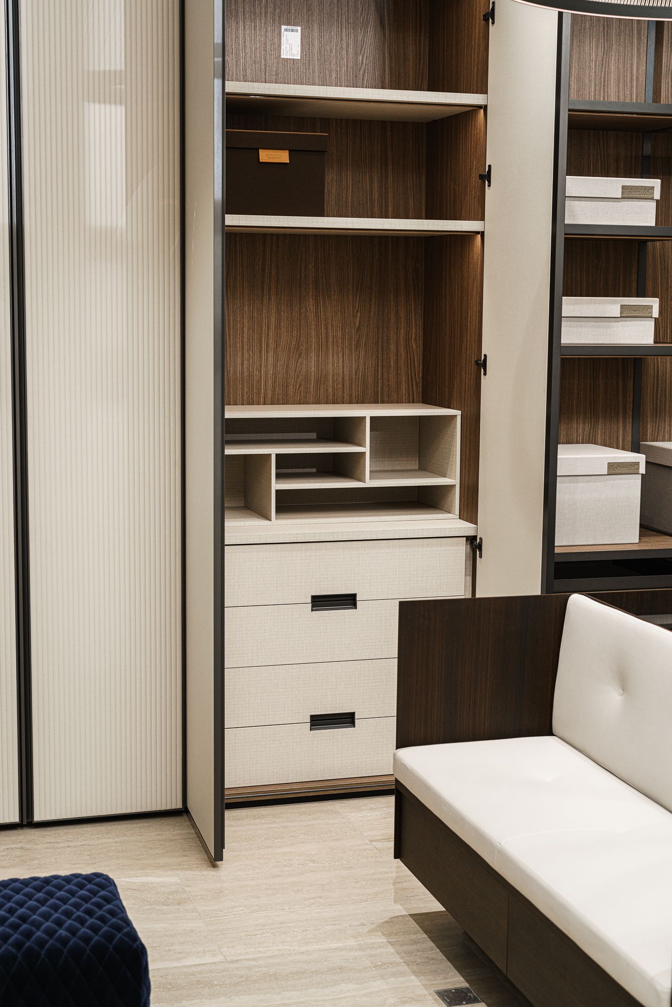 Molteni&C Угловая гардеробная Gliss Master от Molteni & C — в интерьере
