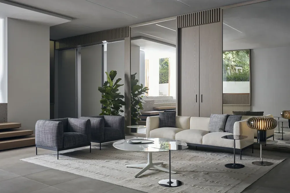 Kartell Диван Asia sofa three-seater (panamino) от Kartell — в интерьере