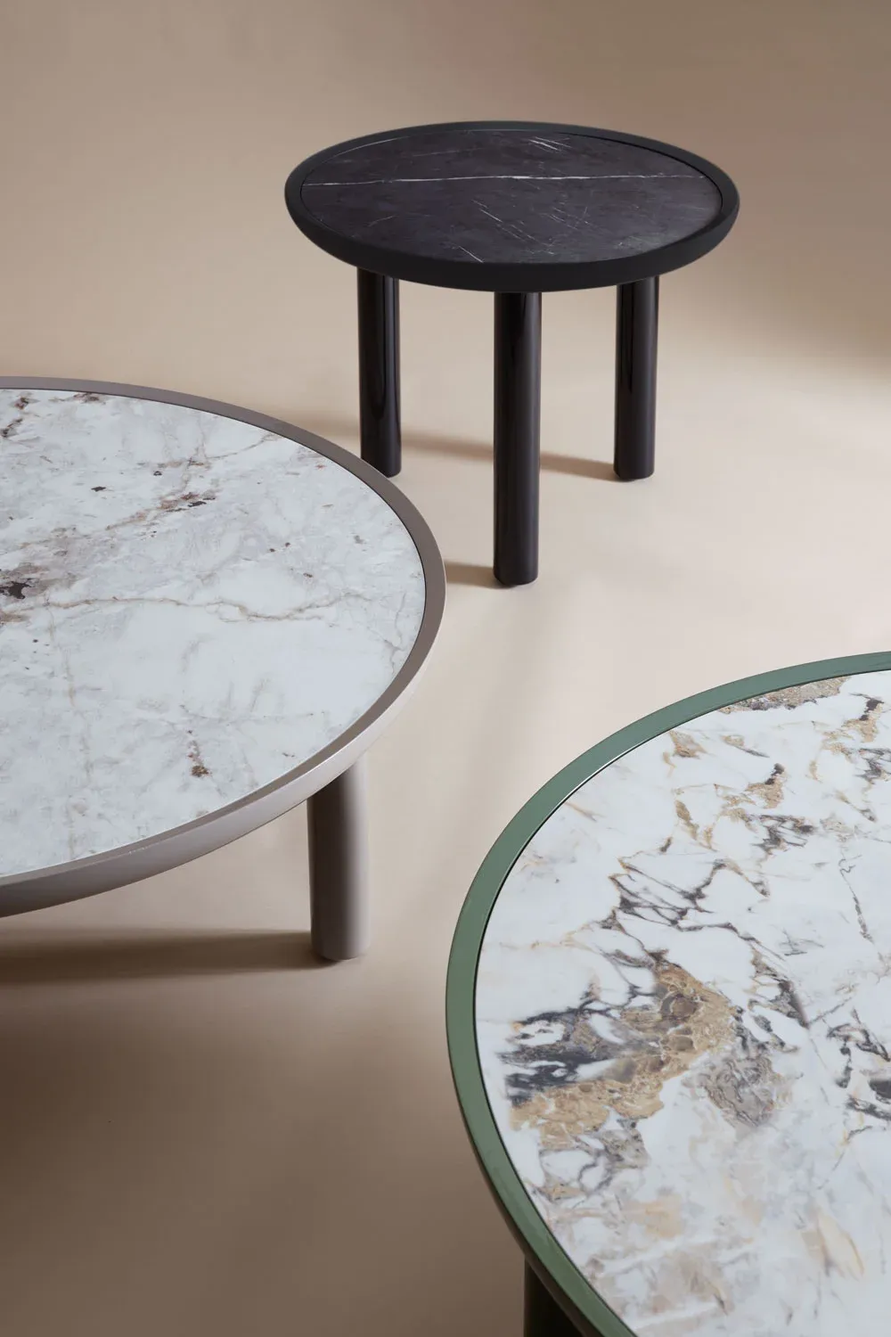 Kartell Журнальный столик K-top от Kartell — в интерьере
