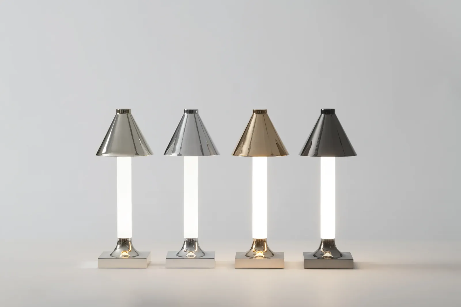 Kartell Настольная лампа Goodnight cap от Kartell — в интерьере