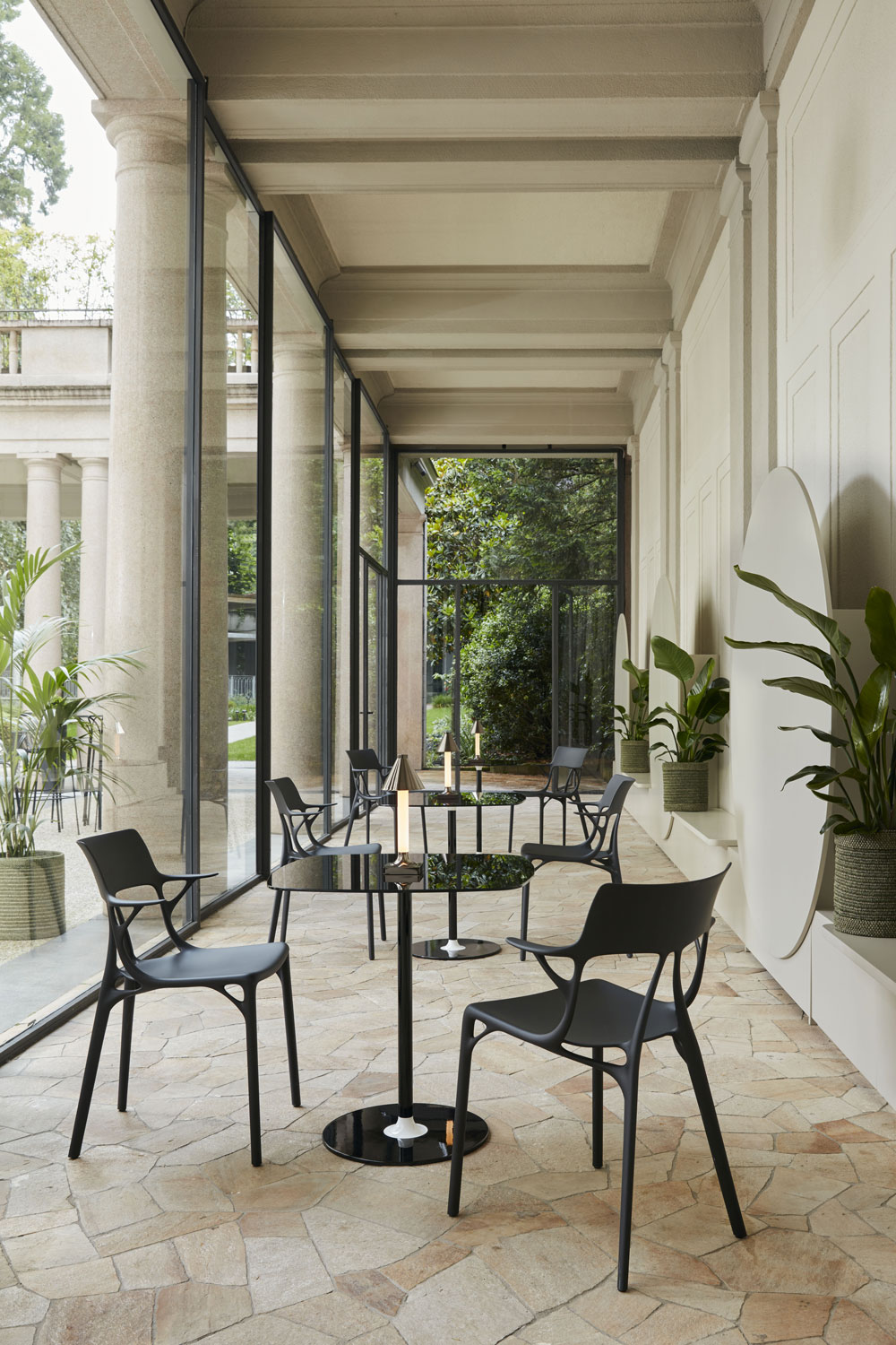 Kartell Настольная лампа Goodnight cap от Kartell — в интерьере