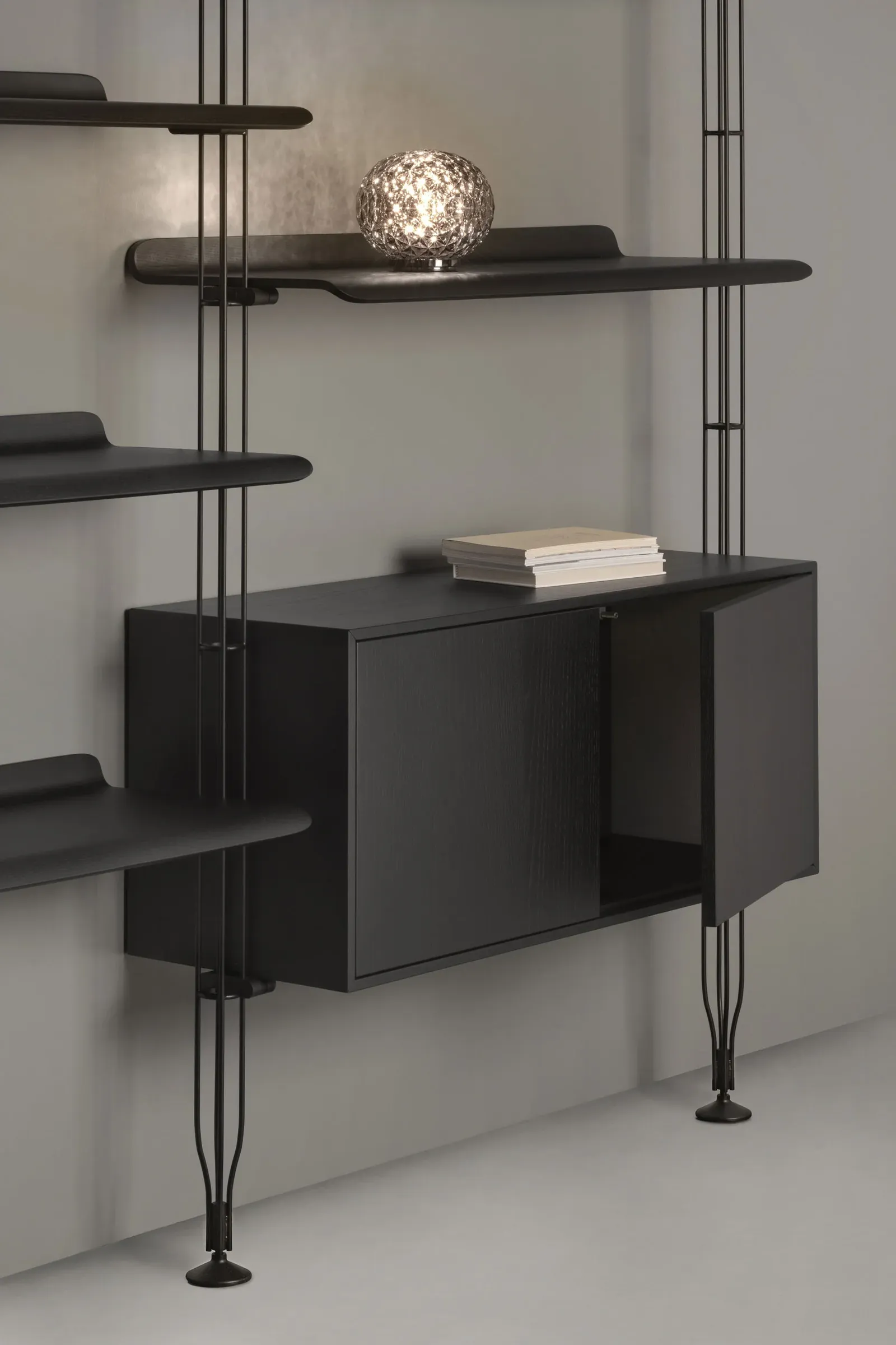 Kartell Стеллаж Adam wood with container от Kartell — в интерьере