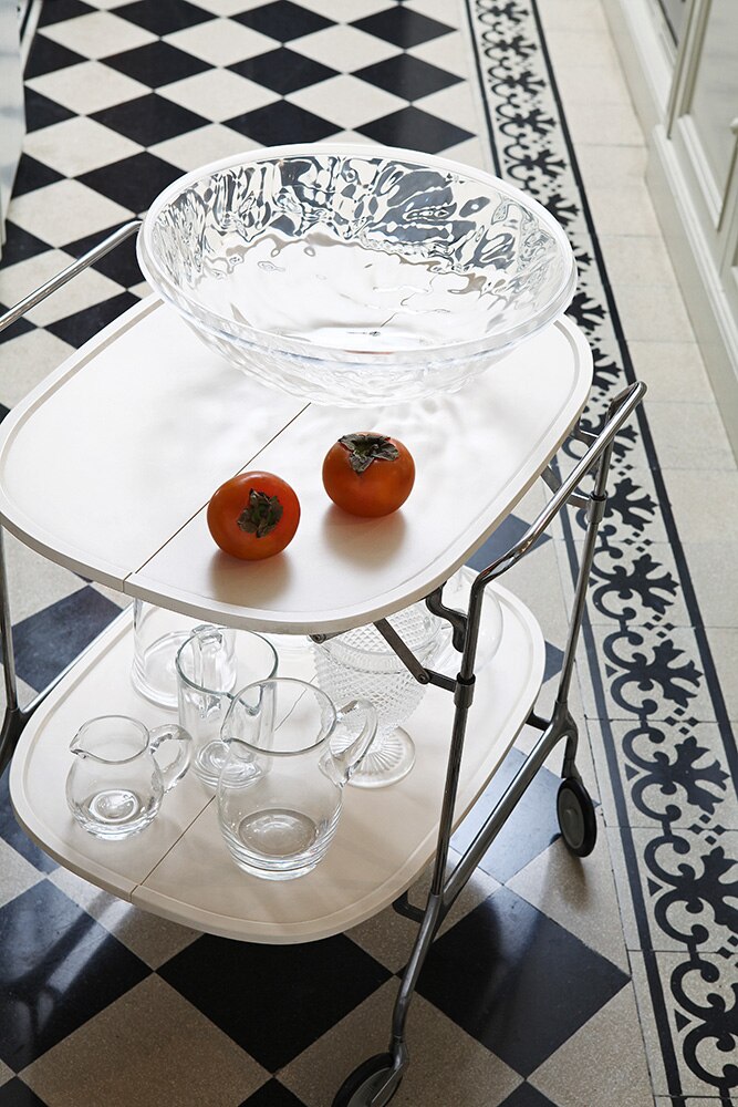 Kartell Элитная посуда Mooon от Kartell — в интерьере