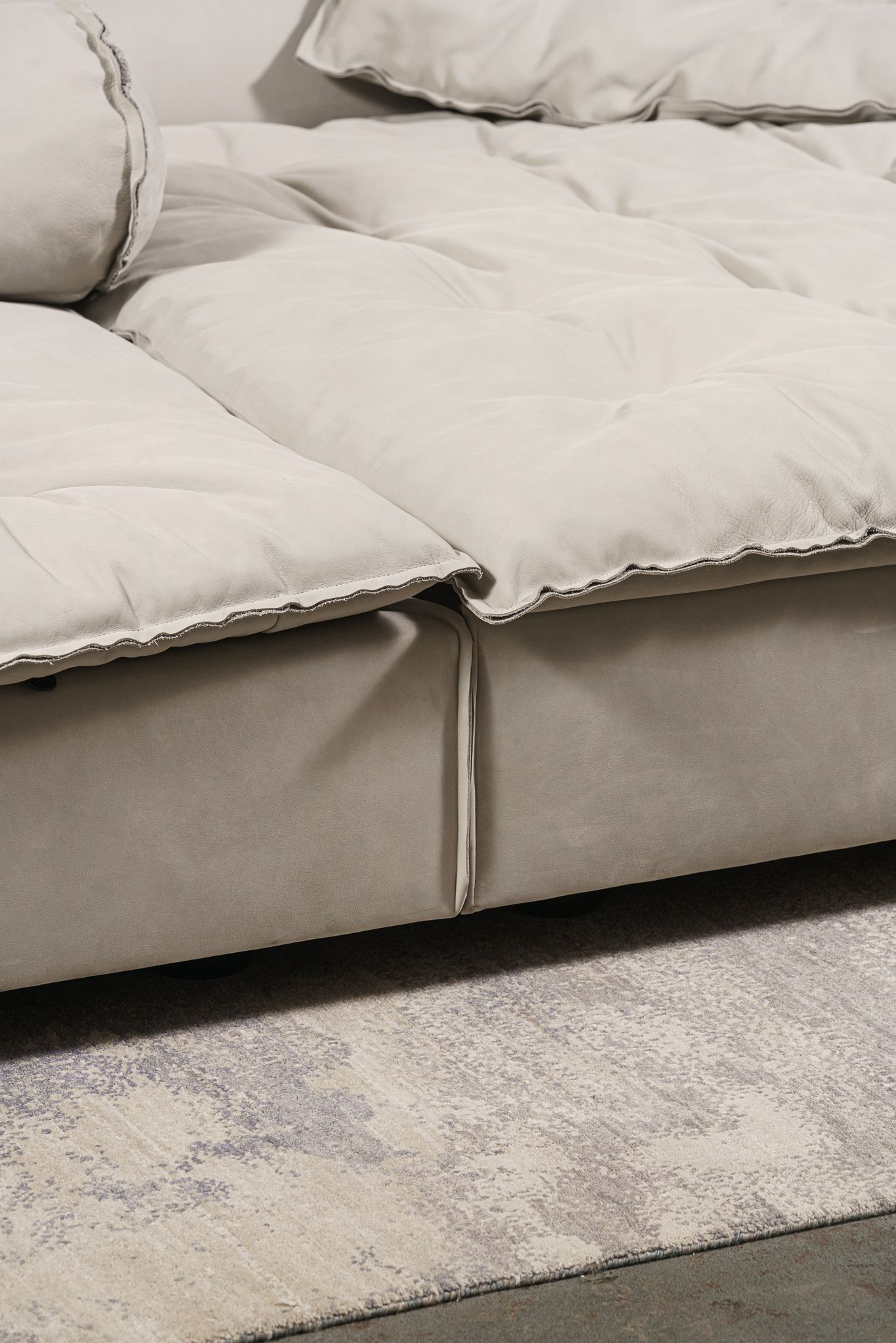 Baxter Модульный диван Miami Soft Kashmir Nuage от Baxter — в интерьере