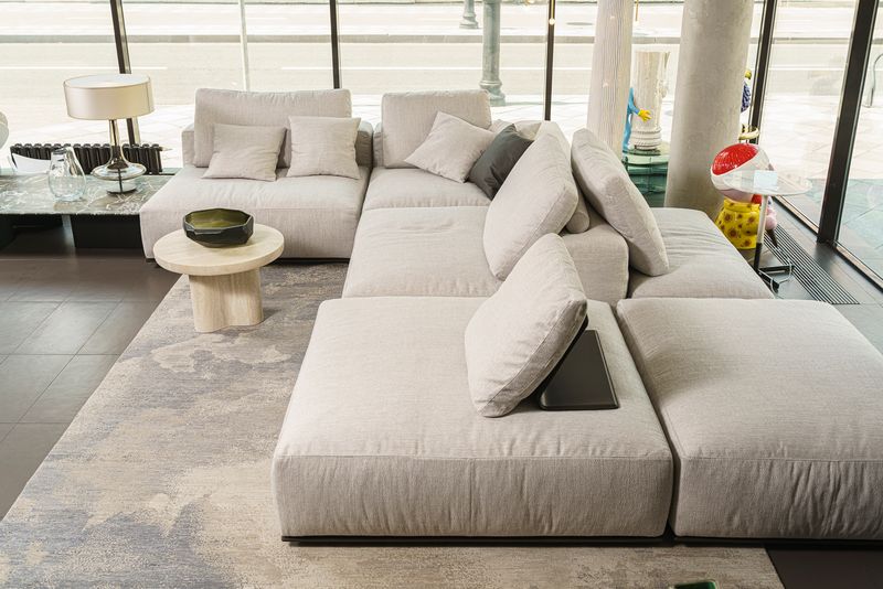 Poliform Модульный диван Westside Soft Eraclea 04 Cenere от Poliform — в интерьере
