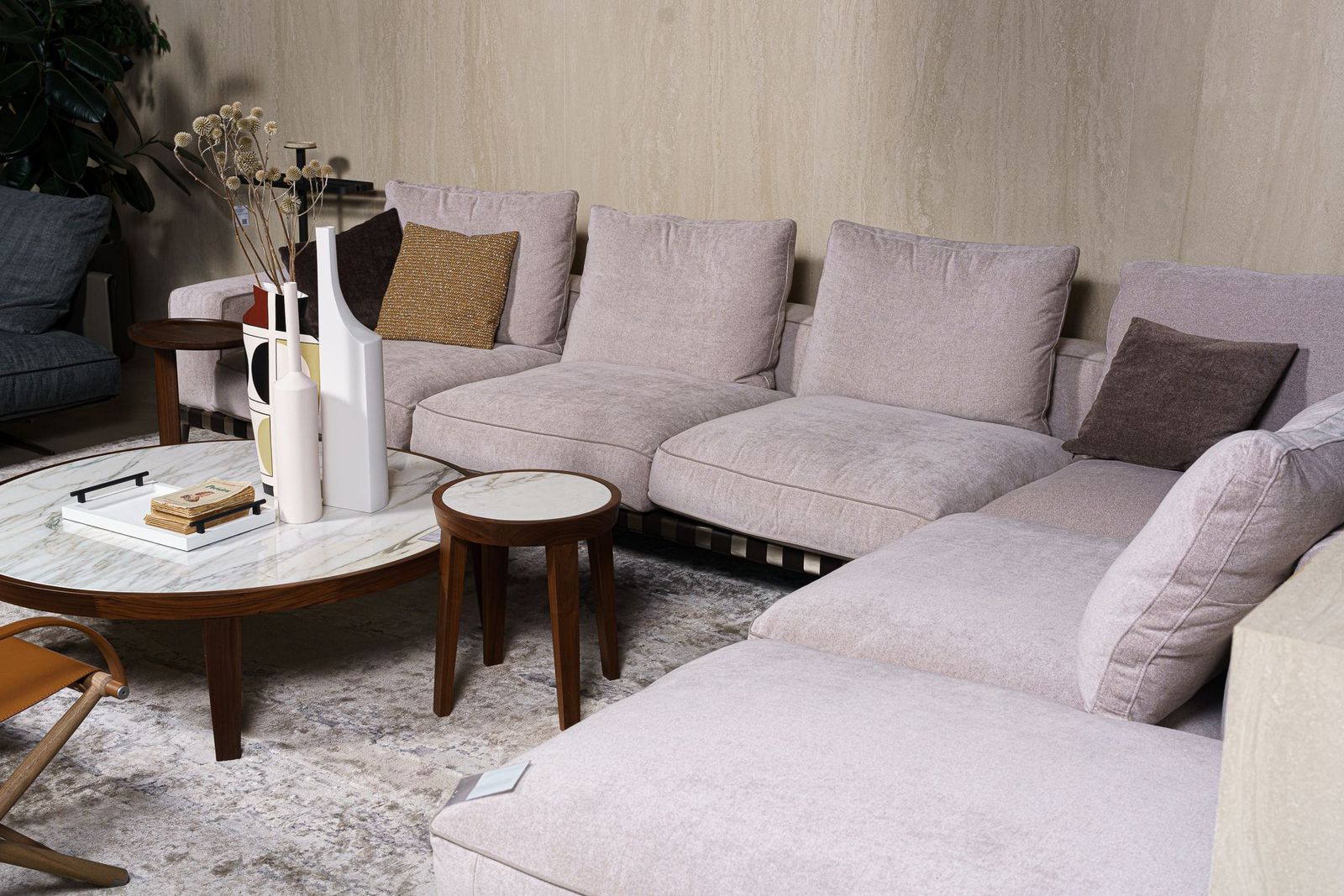Flexform Модульный диван Gregory XL от Flexform — в интерьере
