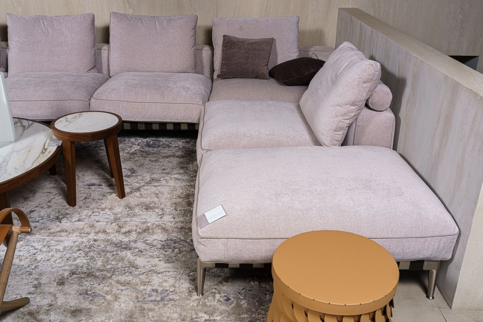 Flexform Модульный диван Gregory XL от Flexform — в интерьере