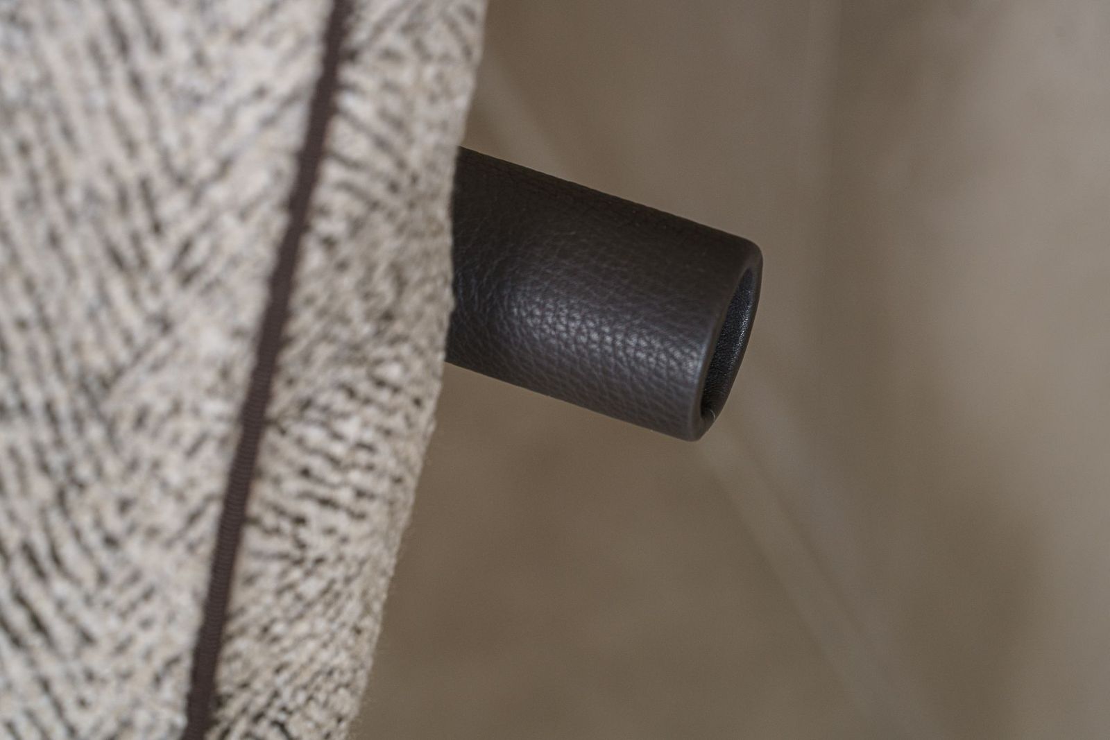 Flexform Шезлонг со столиком Ginger от Flexform — в интерьере