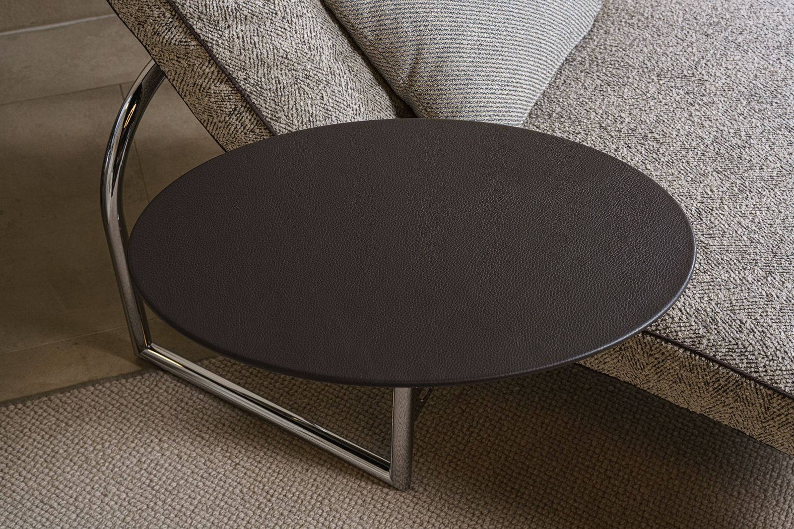 Flexform Шезлонг со столиком Ginger от Flexform — в интерьере