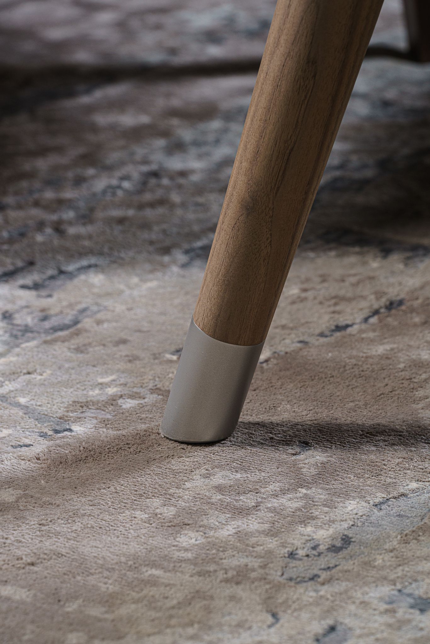 Flexform Журнальный столик Adler 60 от Flexform — в интерьере