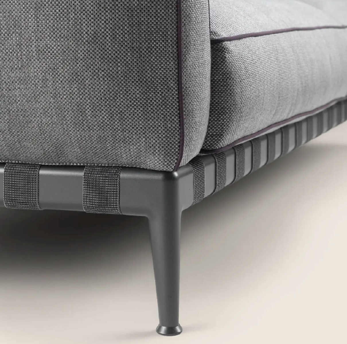 Flexform Диван уличный прямой Atlante от Flexform — в интерьере