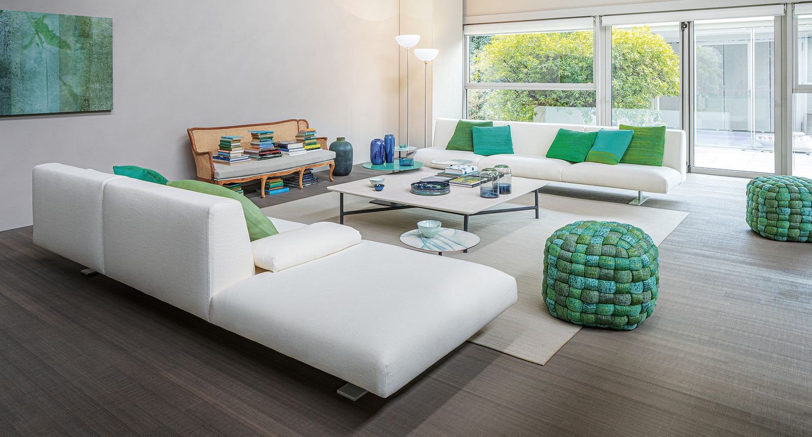 Paola Lenti Уличный пуф Tobit 50 от Paola Lenti — в интерьере