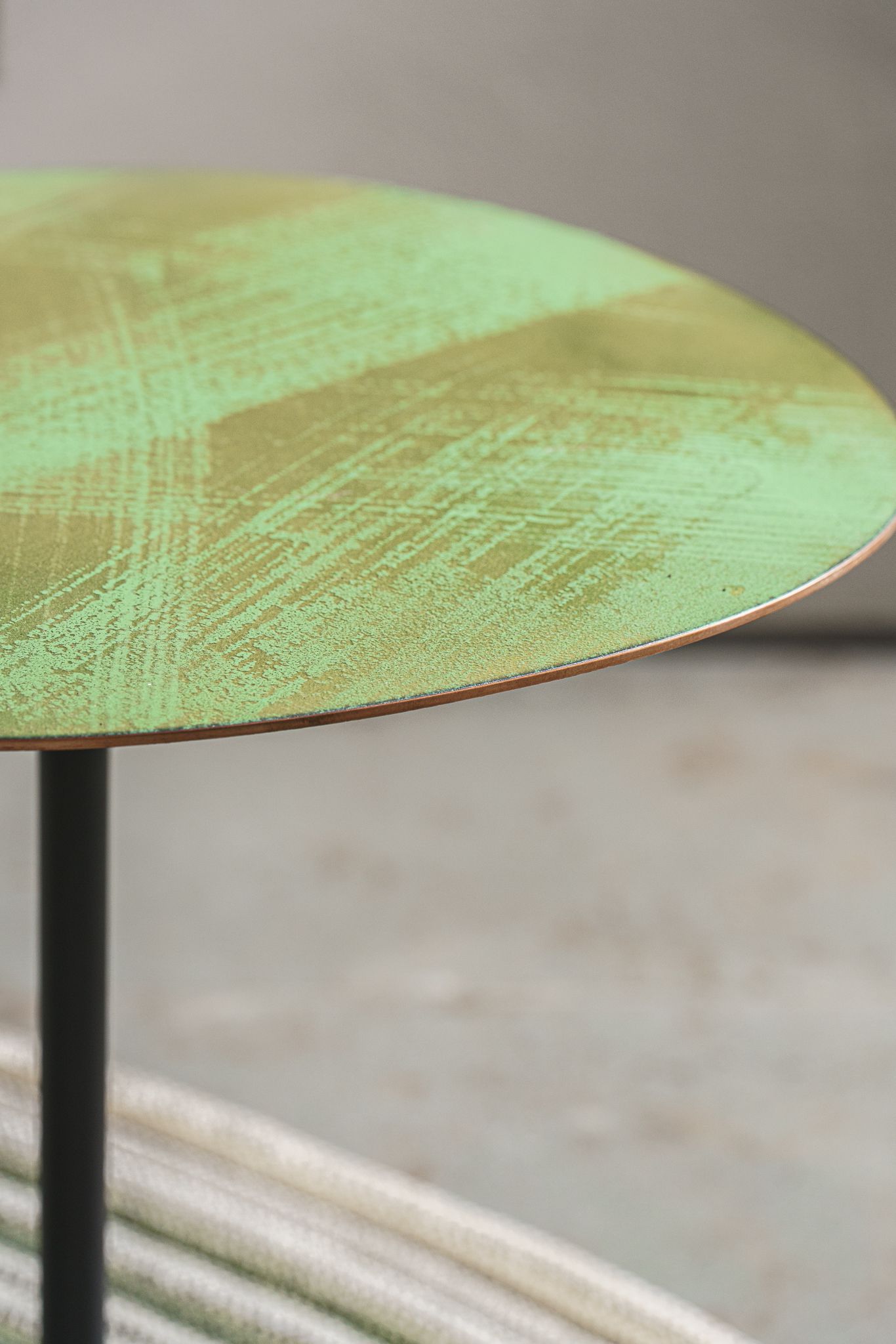 Paola Lenti Уличный журнальный столик Strap Green от Paola Lenti — в интерьере