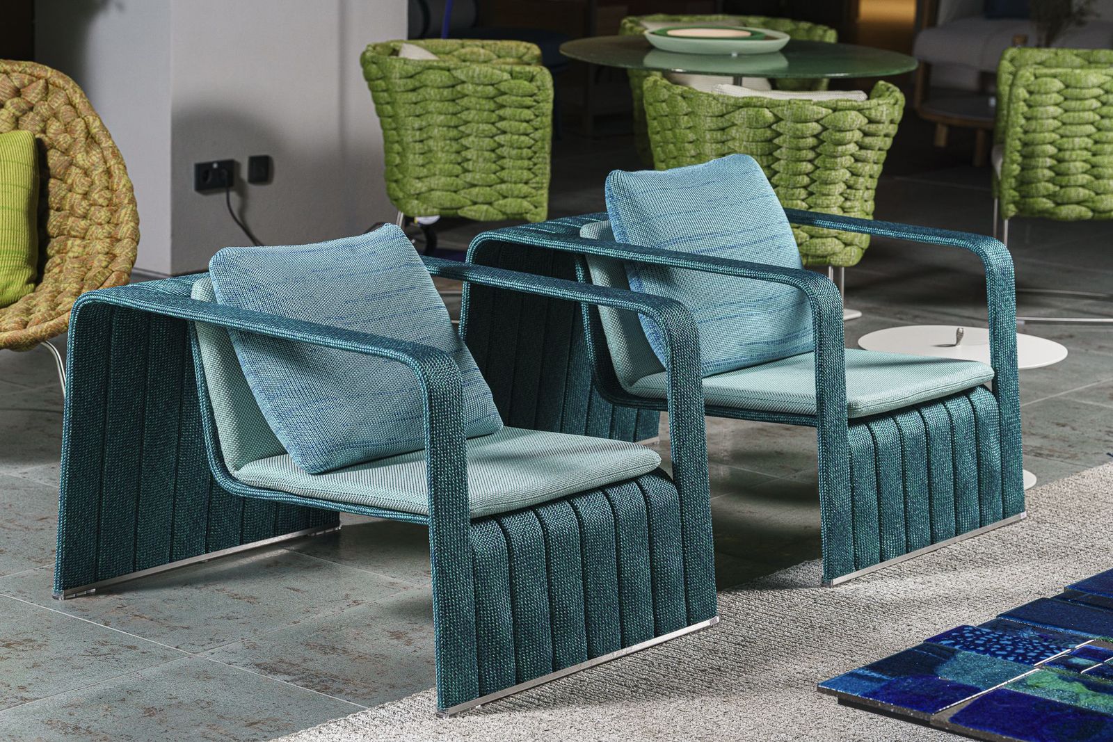 Paola Lenti Уличное кресло Frame от Paola Lenti — в интерьере