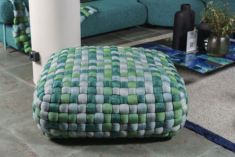 Paola Lenti Уличный пуф с чехлом Tobit 110 от Paola Lenti — в интерьере