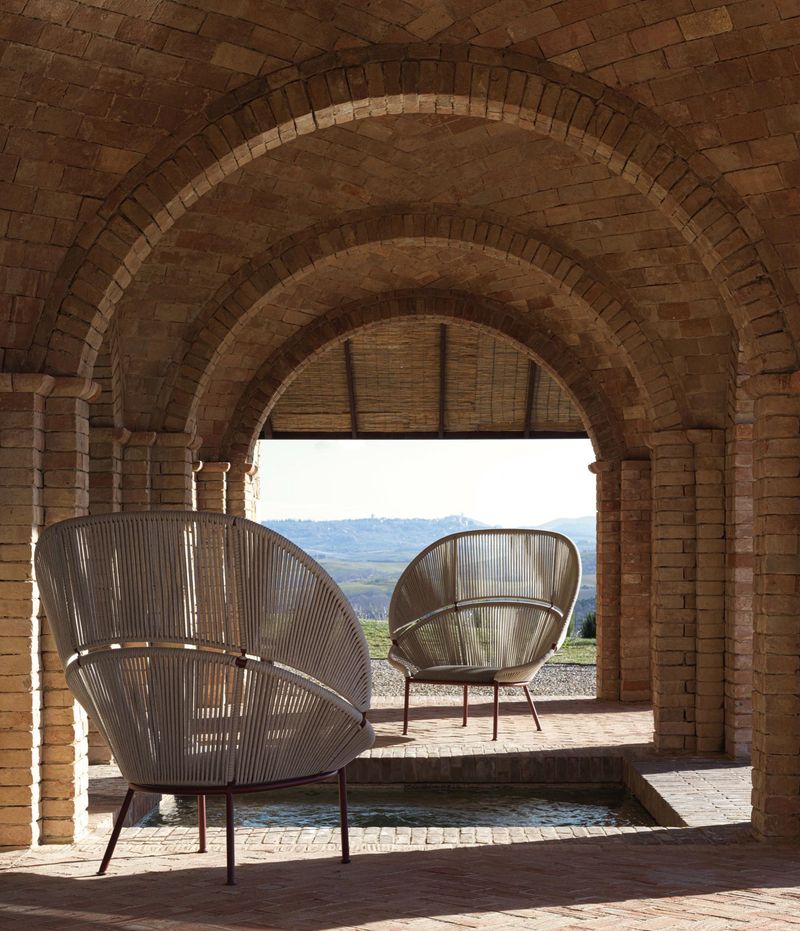 Molteni&C Уличное кресло Petalo от Molteni & C — в интерьере