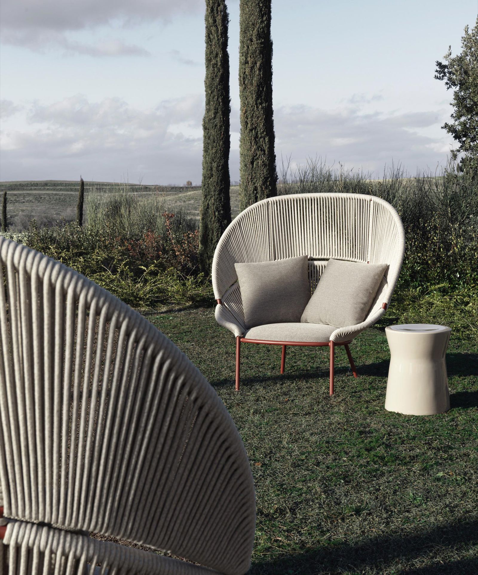 Molteni&C Уличное кресло Petalo от Molteni & C — в интерьере