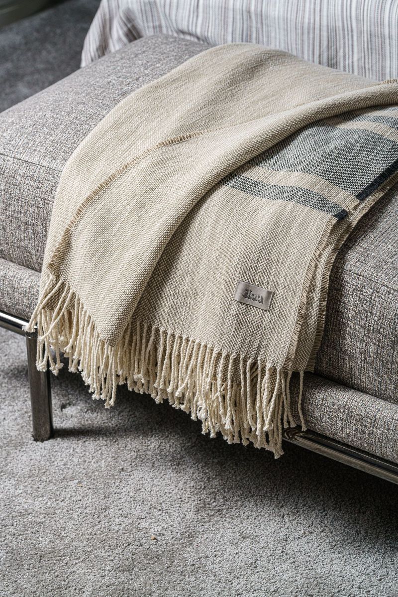 Flou Плед Lino Striped Lino Naturale Rigato от Flou