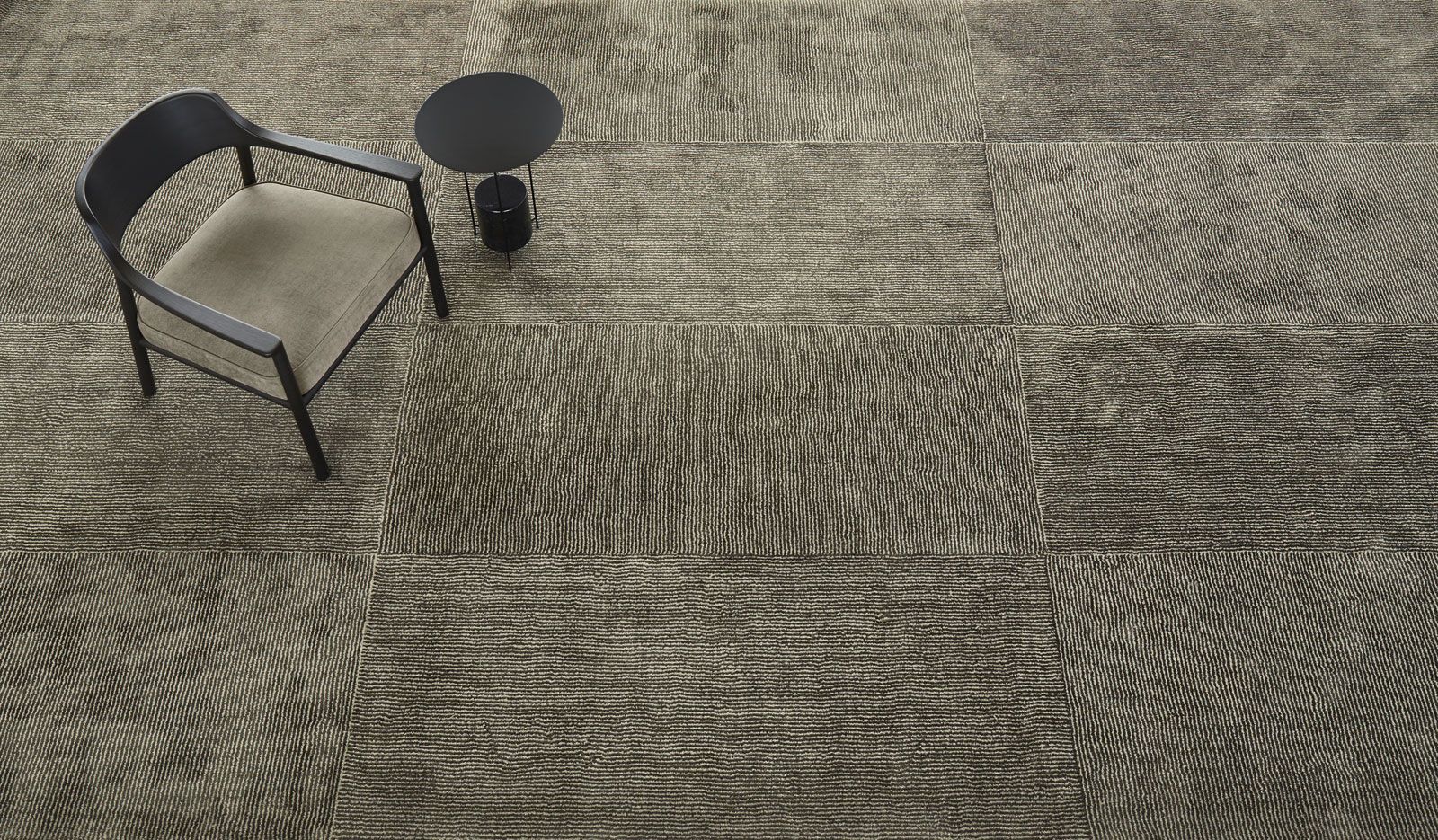 Molteni&C Ковер Stripe от Molteni & C — в интерьере