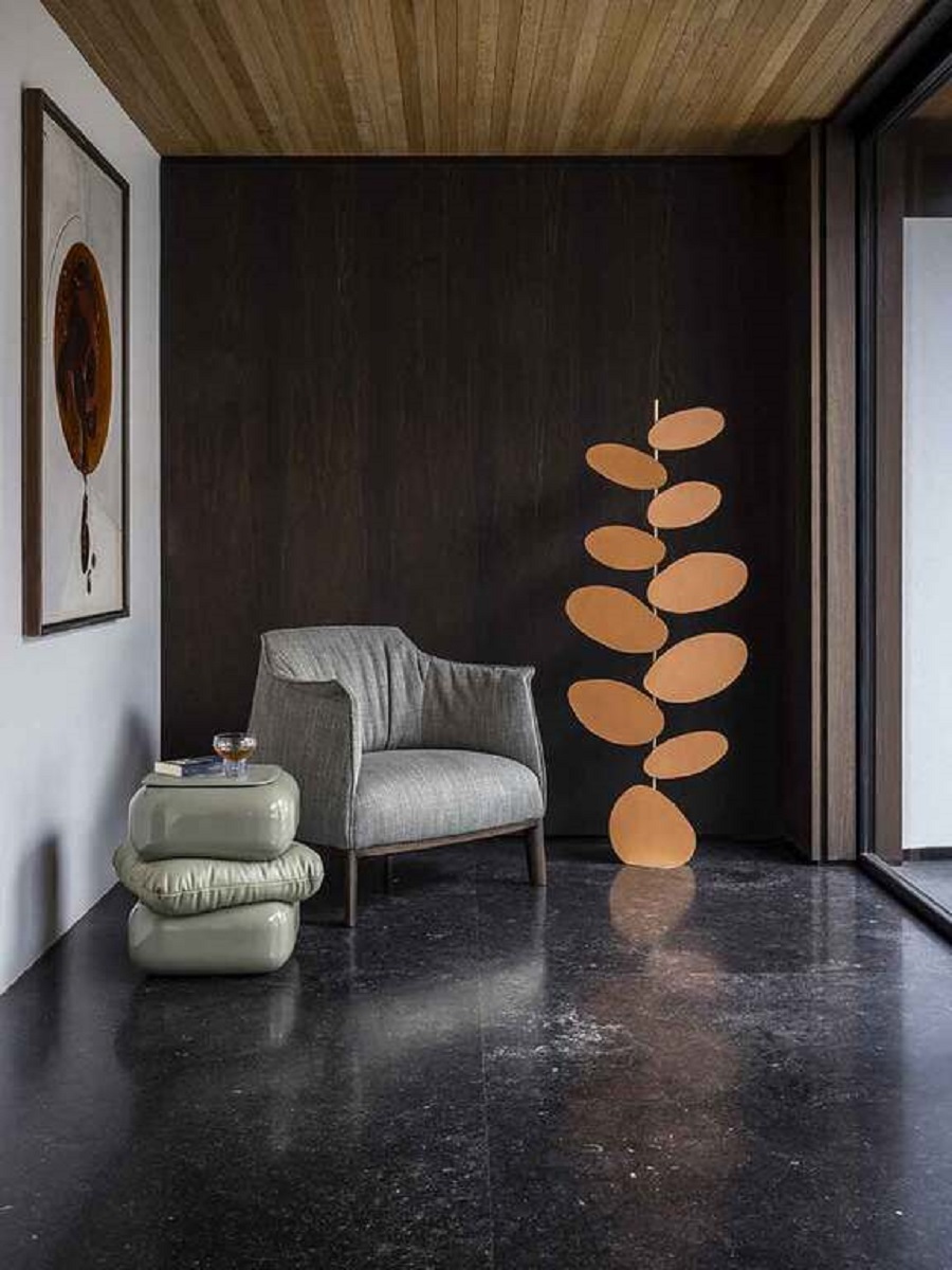 Poltrona Frau Кресло Archibald with Wood Base от Poltrona Frau — в интерьере