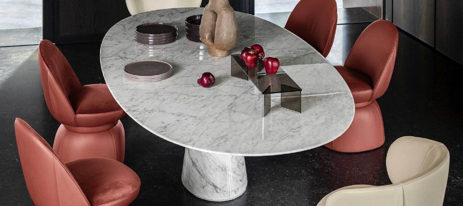 Poltrona Frau Стол Mesa Ellipse от Poltrona Frau — в интерьере