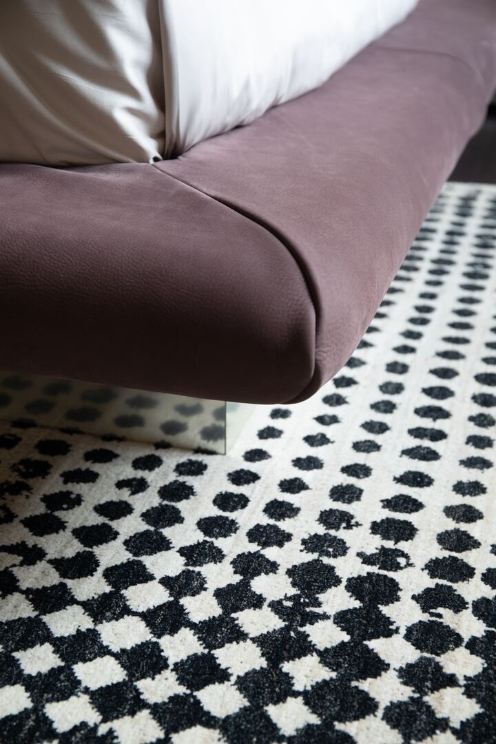 Baxter Кровать Aura Bed от Baxter — в интерьере