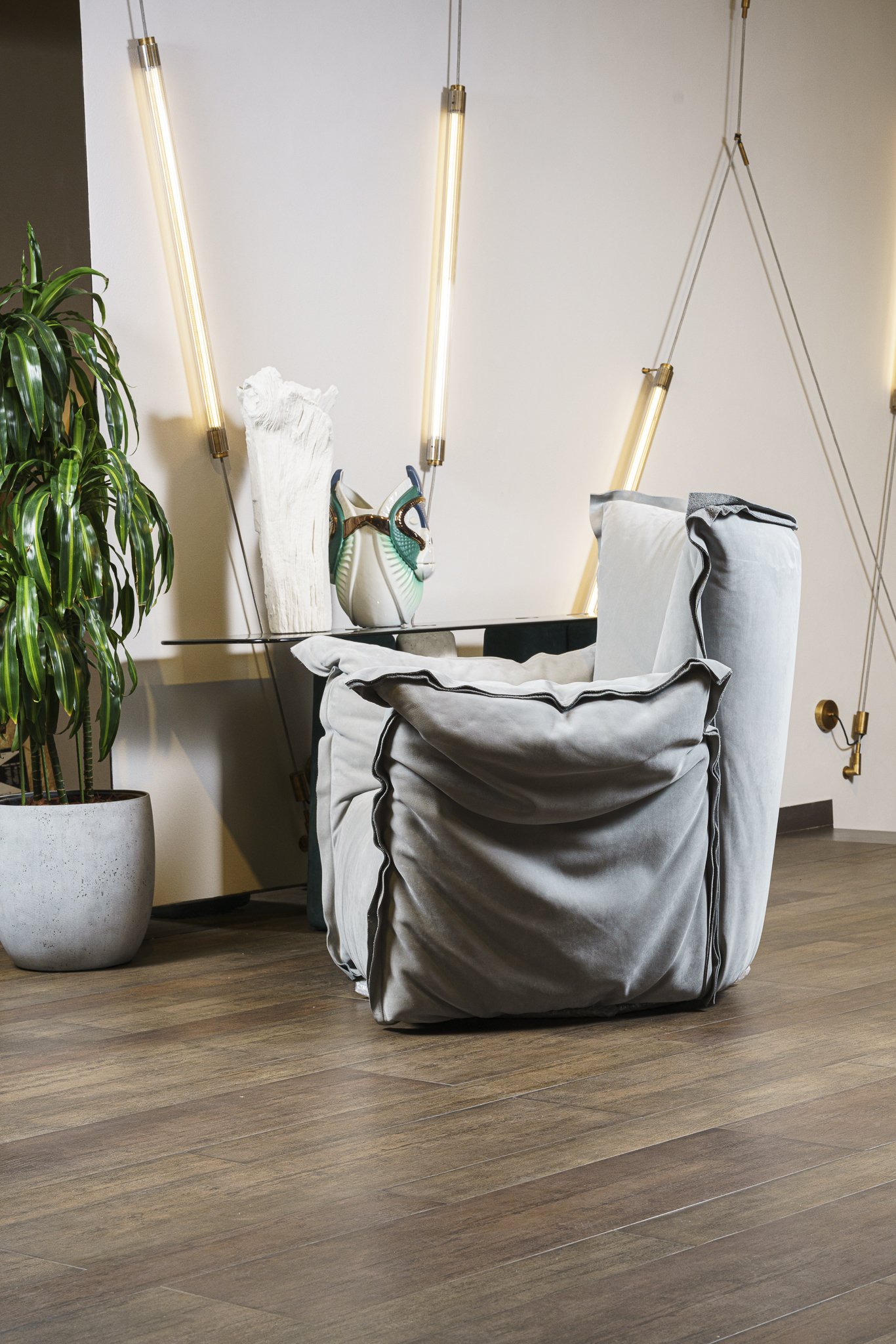 Baxter Кресло Ginevra Kashmir Ciment от Baxter — в интерьере