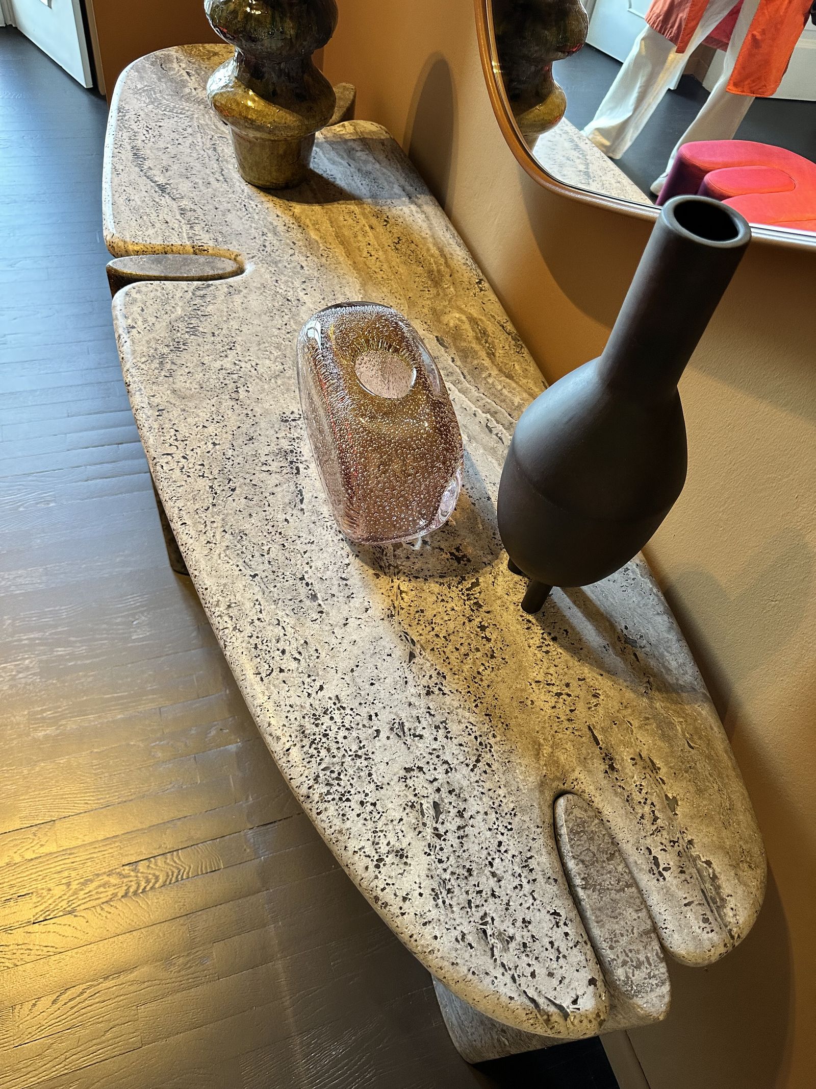 Baxter Консоль Isamu Stone Console от Baxter — в интерьере