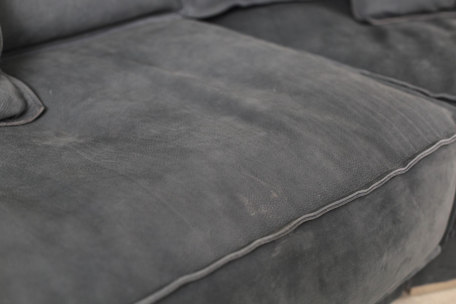 Baxter Диван Budapest Soft Nabuck Night от Baxter — в интерьере