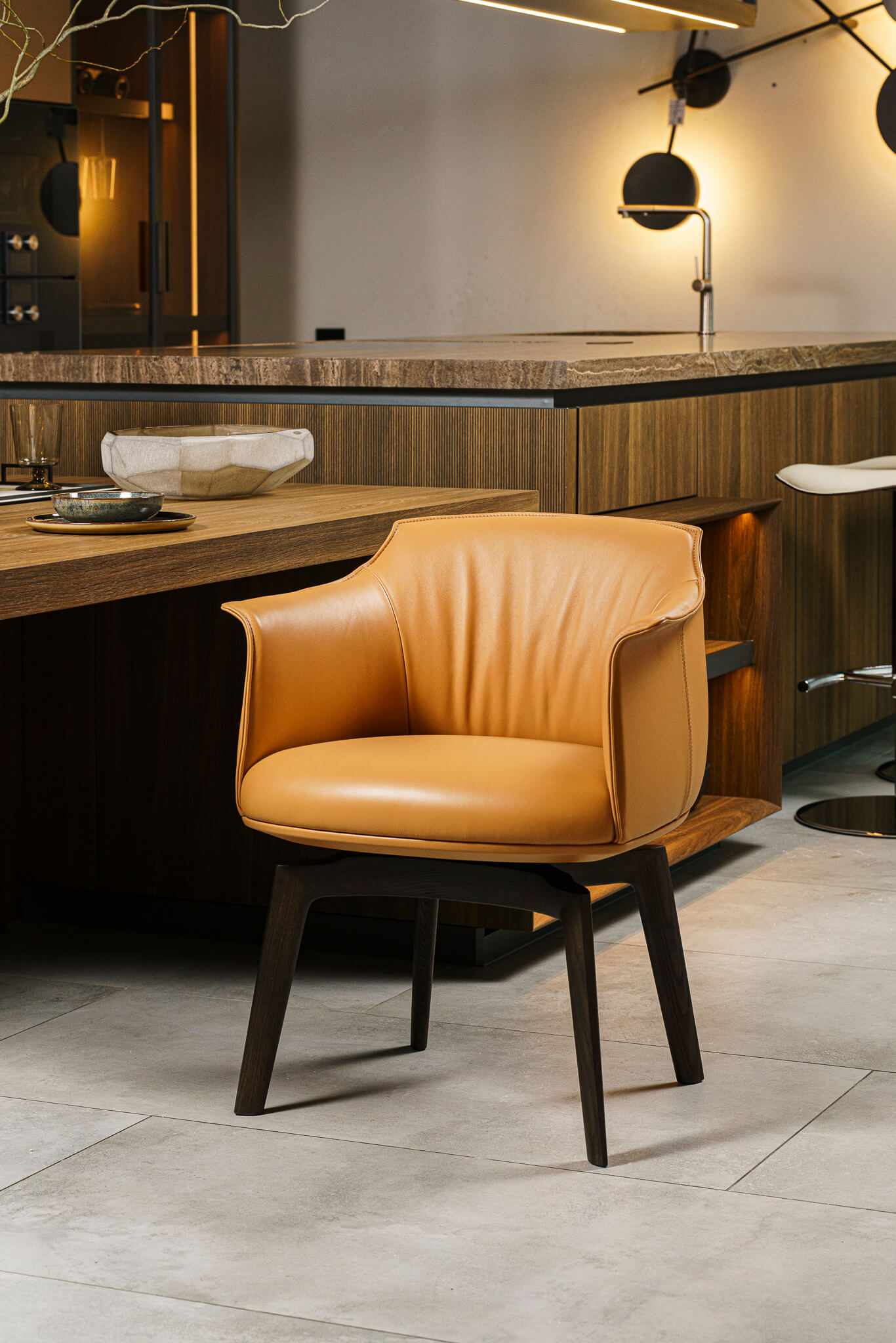 Poltrona Frau Стул Archibald Swivel Soulful il patti от Poltrona Frau — в интерьере