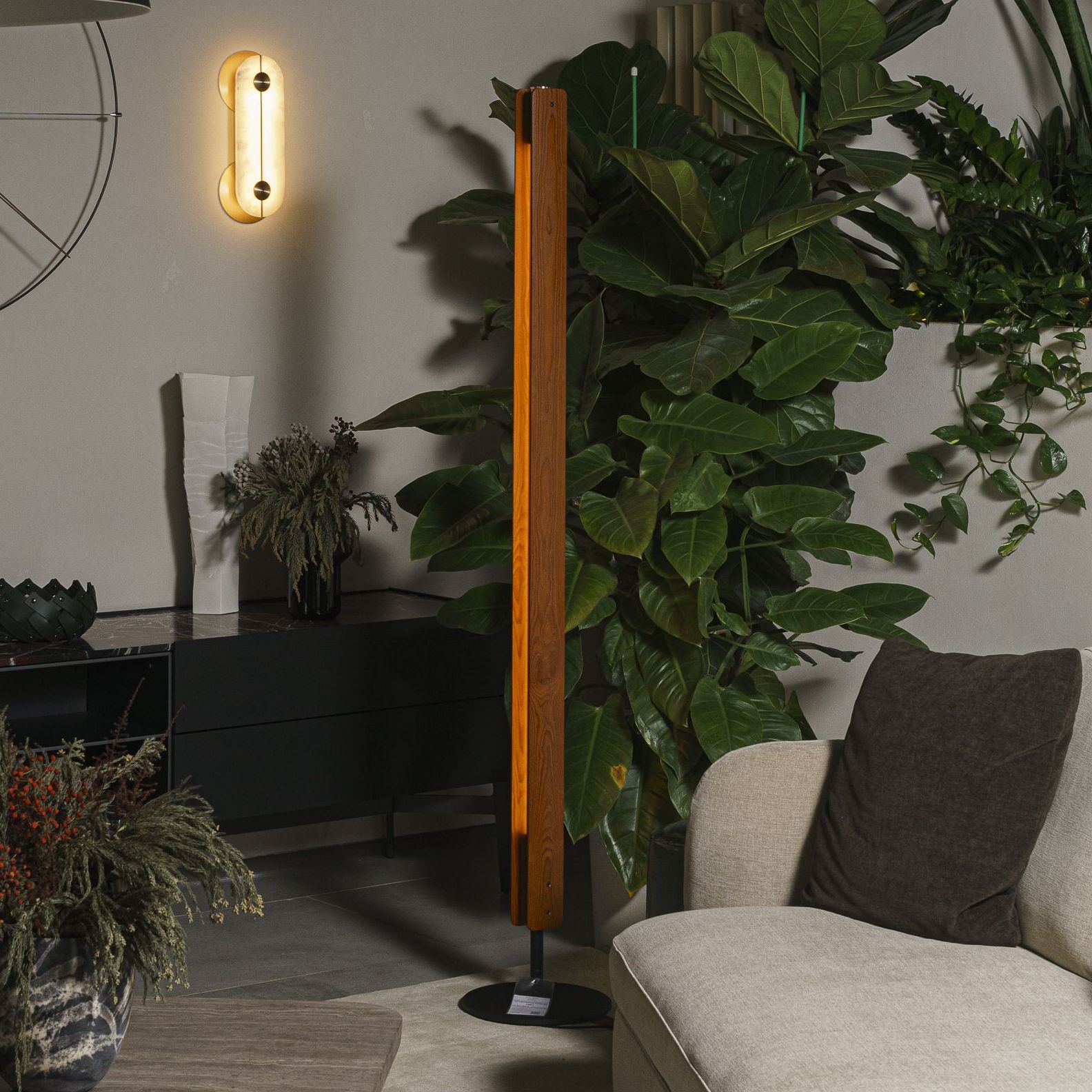 Flos Торшер Seki-Han от Flos — в интерьере