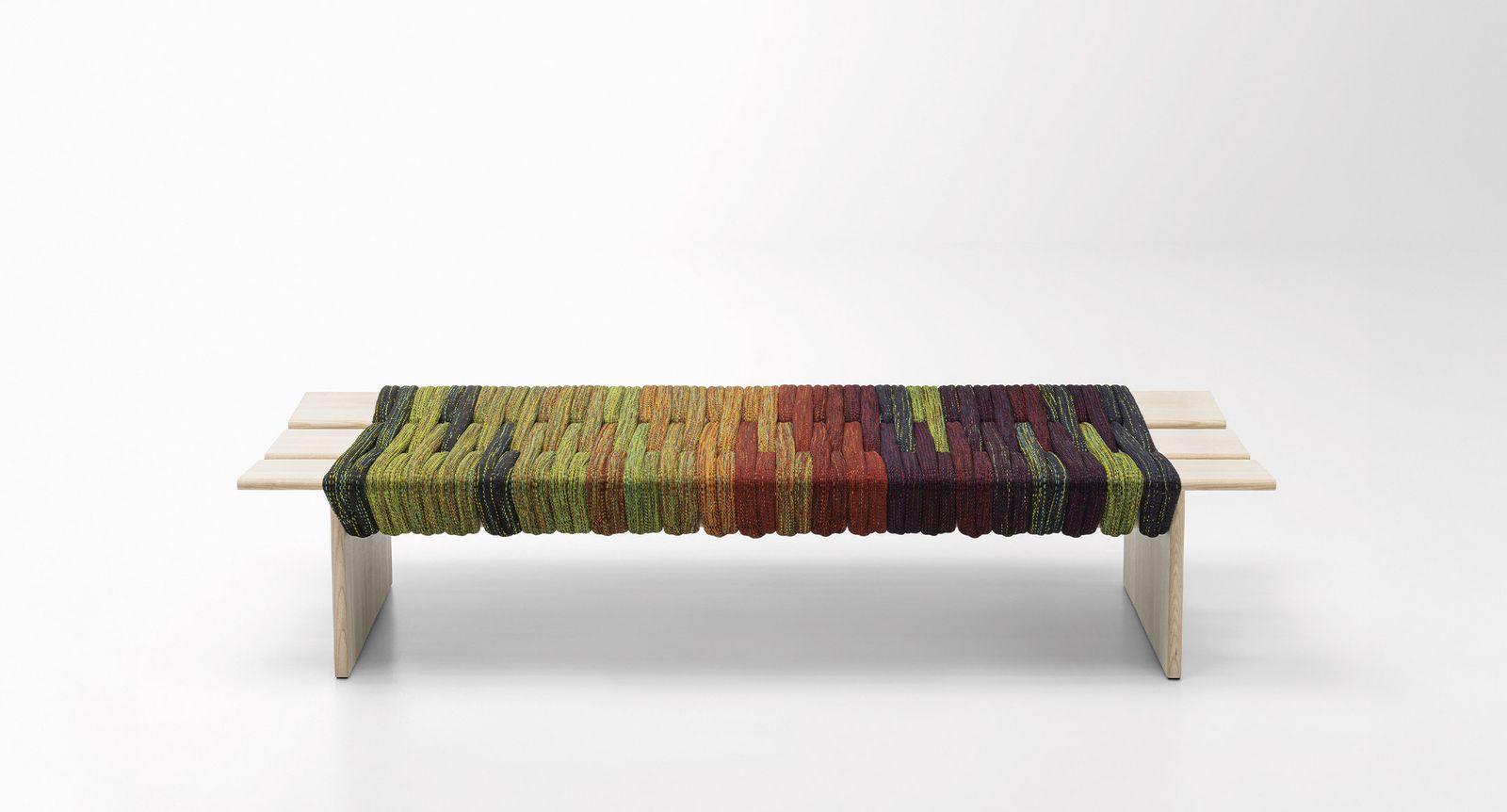 Paola Lenti Скамья Naga от Paola Lenti — в интерьере