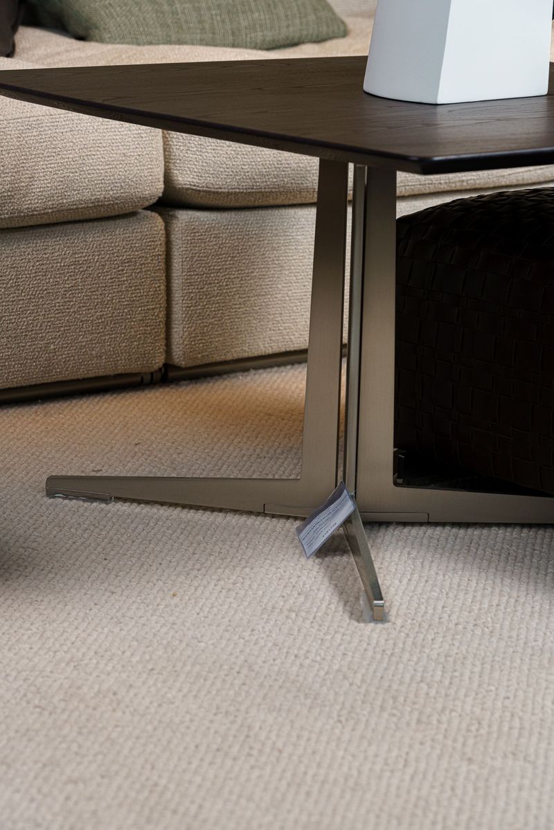 Flexform Журнальный столик Fly Ashwood Brown от Flexform — в интерьере