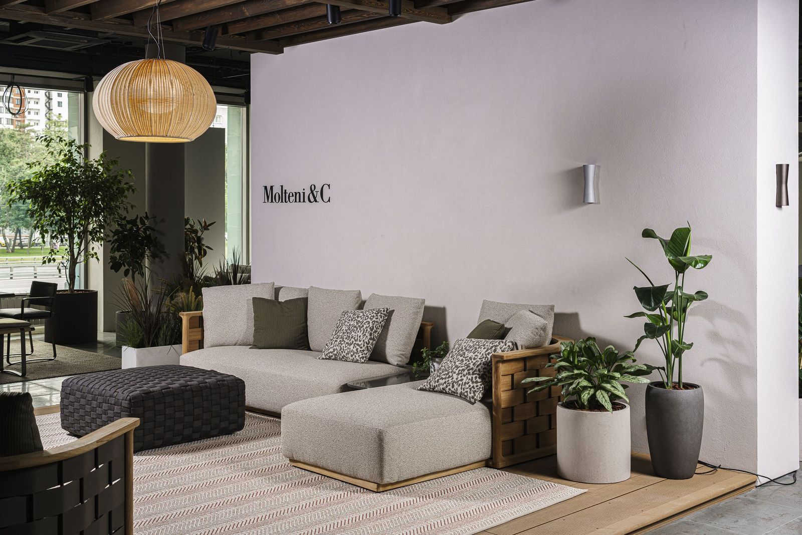 Molteni&C Угловой уличный диван угловой Palinfrasca от Molteni & C — в интерьере