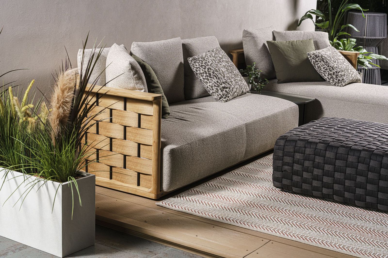 Molteni&C Угловой уличный диван угловой Palinfrasca от Molteni & C — в интерьере