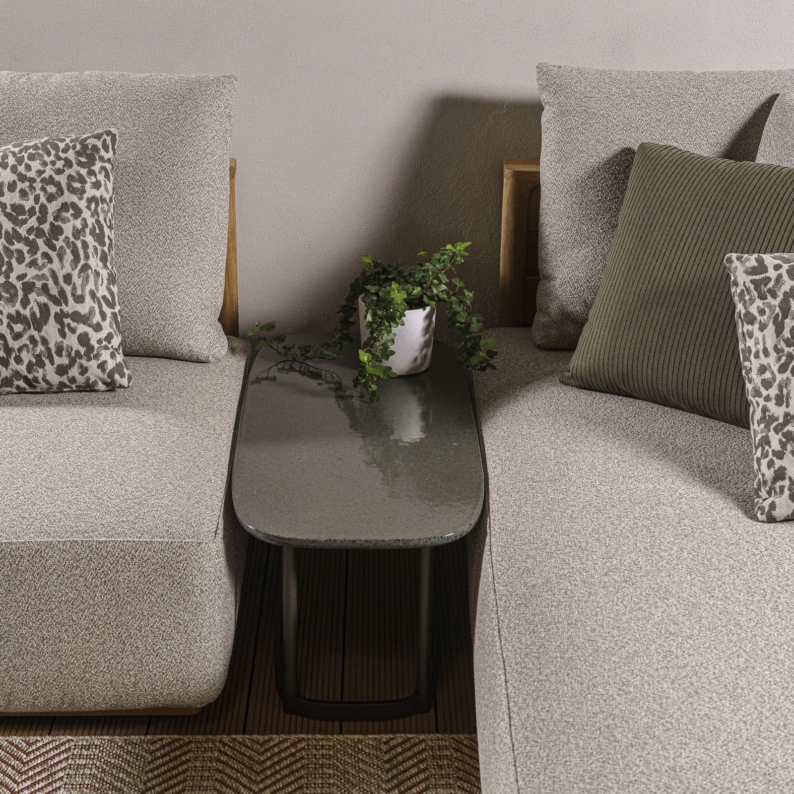 Molteni&C Уличный прямоугольный столик Regent от Molteni & C — в интерьере