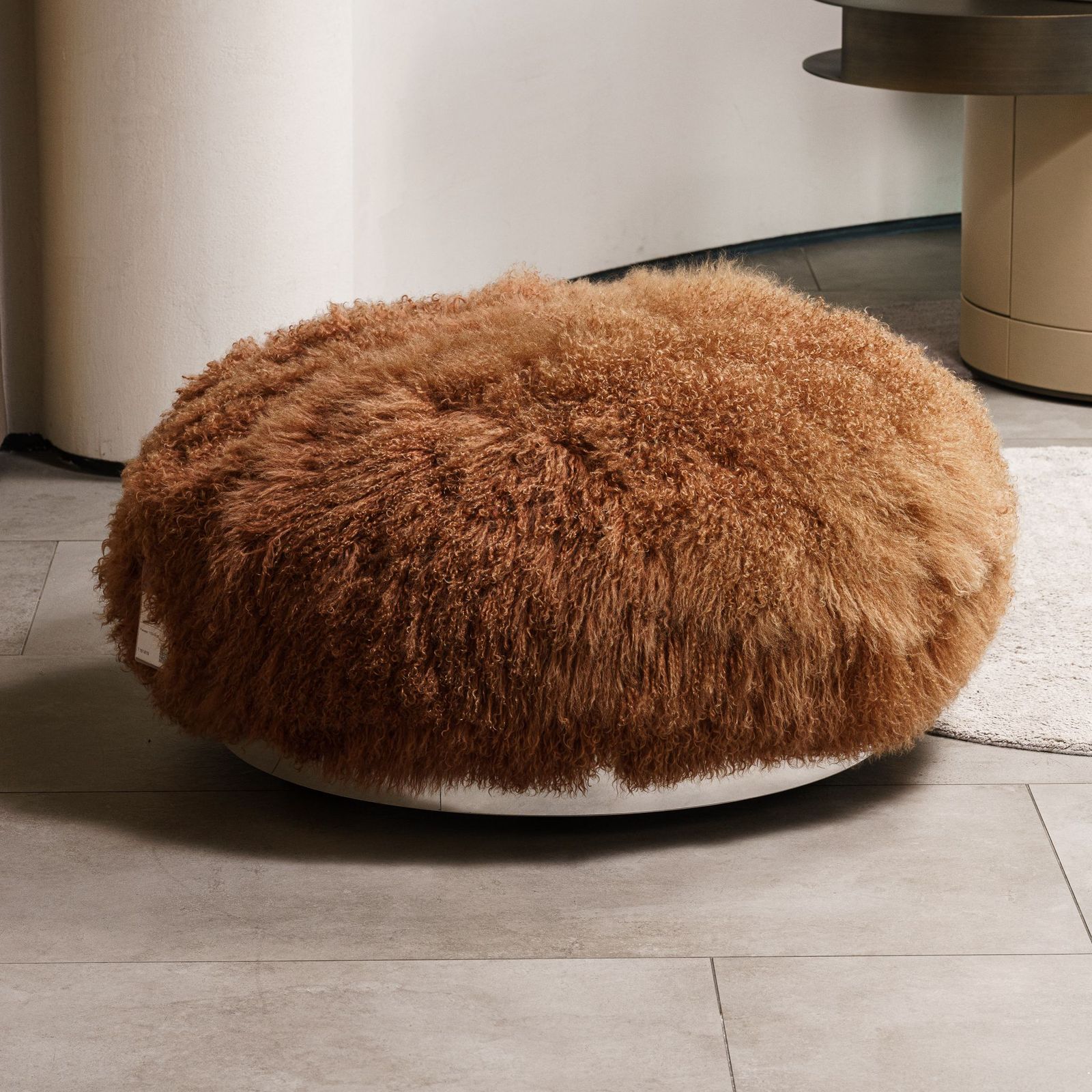 Baxter Пуф Aura Mongolia Light Brown от Baxter — в интерьере